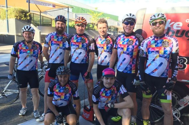 group-wearing-cycling-clothes